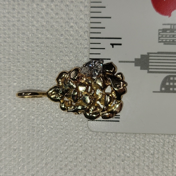 14k gold nugget pendant with pear shaped CZ, a sizable beauty! - Picture 9 of 9